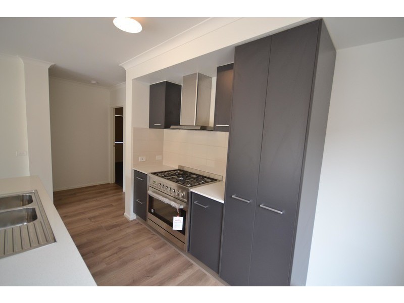 42 Sherwood Road, Chirnside Park VIC 3116