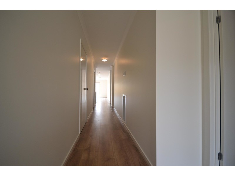 42 Sherwood Road, Chirnside Park VIC 3116