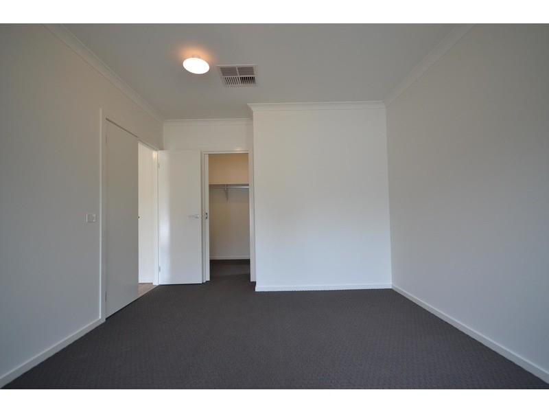 42 Sherwood Road, Chirnside Park VIC 3116