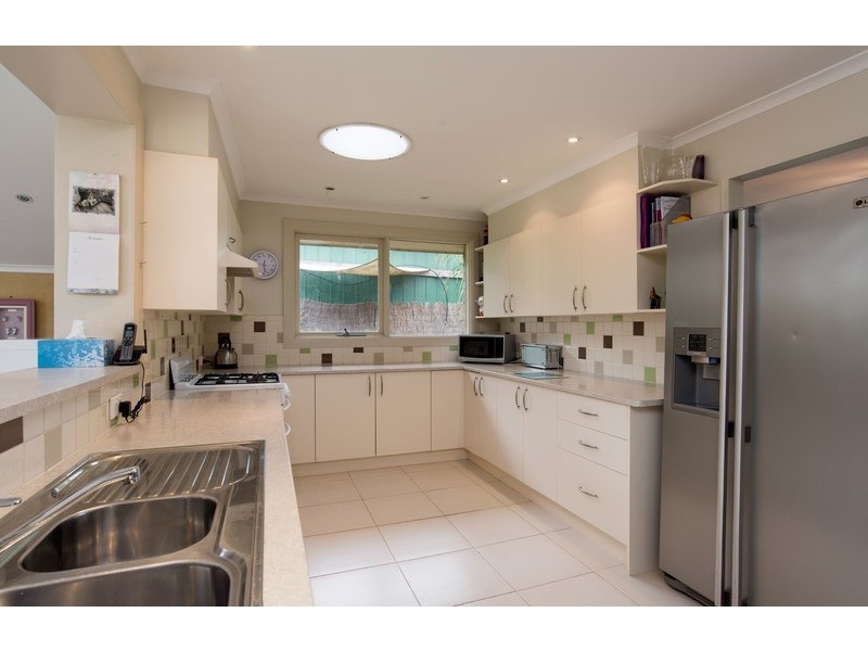 1 Eliot Court, Mooroolbark VIC 3138