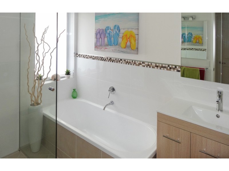 44 Savanna Drive, Mooroolbark VIC 3138