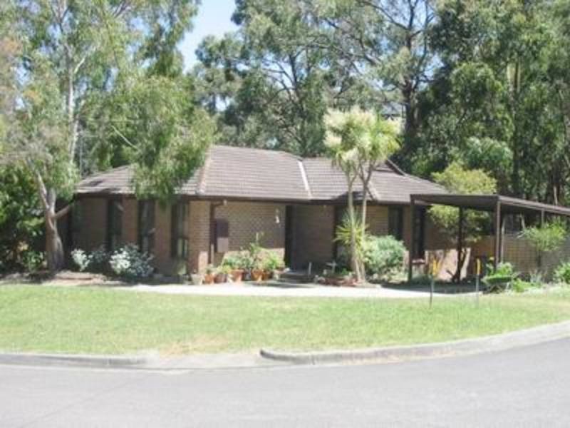 27 The Avenue, Montrose VIC 3765