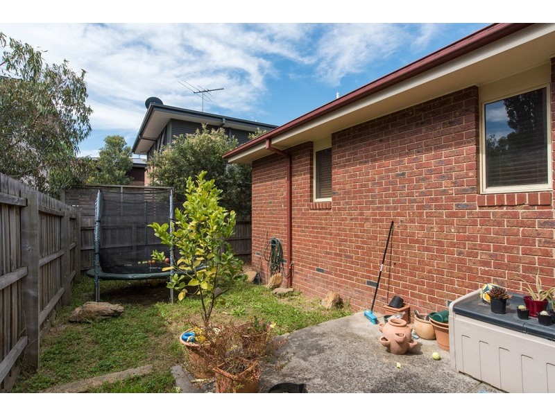11/33-37 Karingal Street, Croydon North VIC 3136