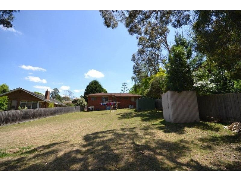 48 Winyard Drive, Mooroolbark VIC 3138