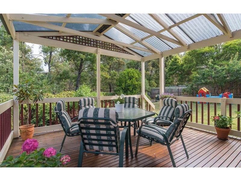 19 Nangathan Way, Croydon North VIC 3136