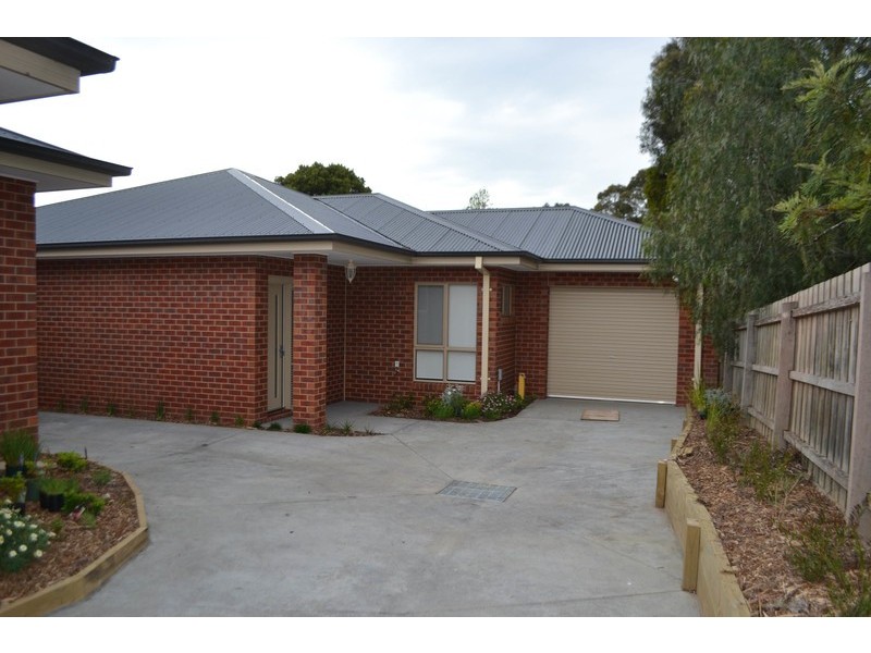 3/8 Anita Street, Kilsyth VIC 3137