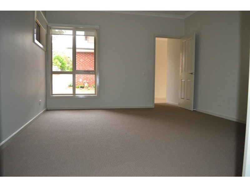 3/8 Anita Street, Kilsyth VIC 3137