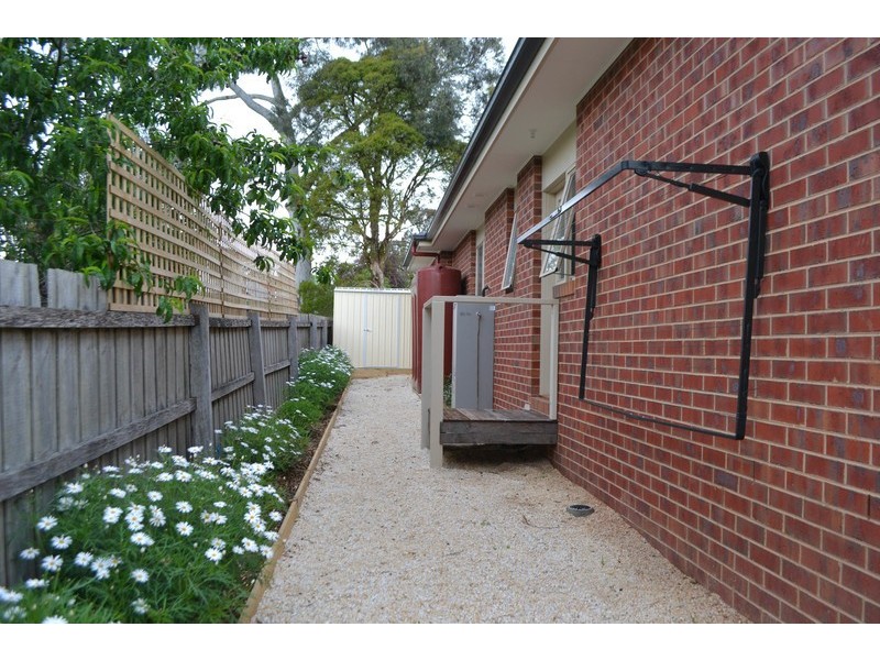 3/8 Anita Street, Kilsyth VIC 3137