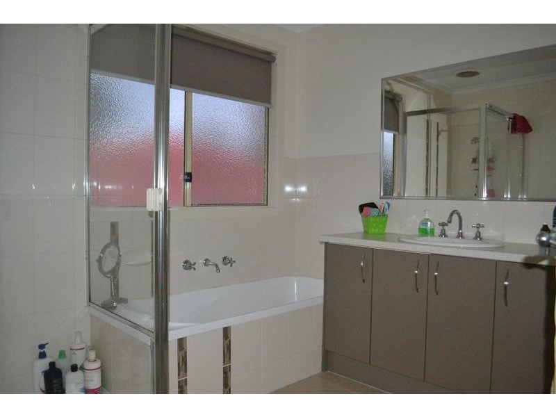 1/22 Charles Street, Mooroolbark VIC 3138