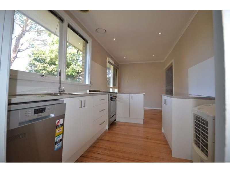 42 Taylor Road, Mooroolbark VIC 3138