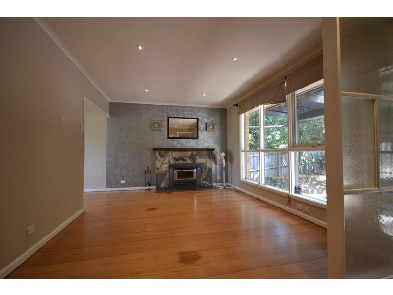 42 Taylor Road, Mooroolbark VIC 3138