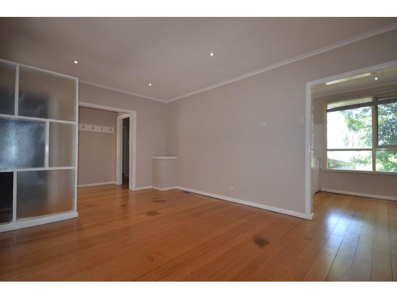 42 Taylor Road, Mooroolbark VIC 3138