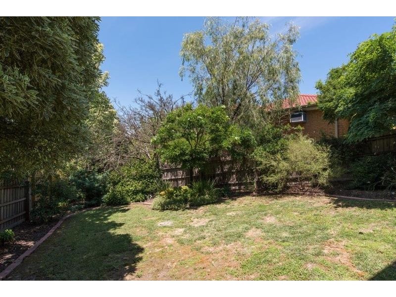 2 Melody Close, Lilydale VIC 3140