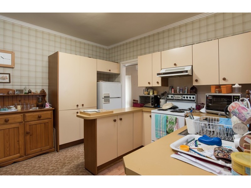 16 Cherylnne Crescent, Kilsyth VIC 3137