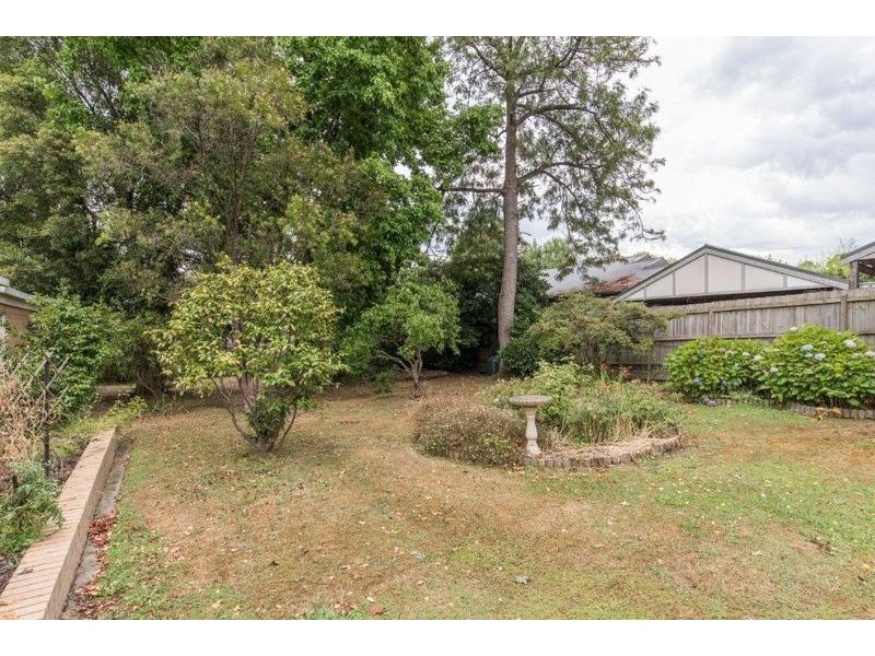 16 Cherylnne Crescent, Kilsyth VIC 3137