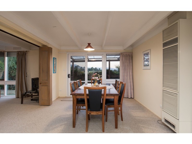 5 Iris Court, Mooroolbark VIC 3138