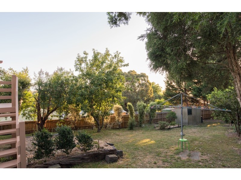 5 Iris Court, Mooroolbark VIC 3138