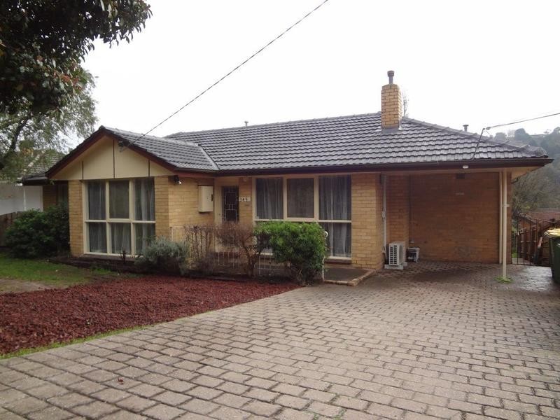 345 Hull Road, Mooroolbark VIC 3138