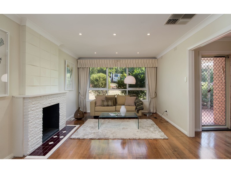12 Delville Street, Mooroolbark VIC 3138
