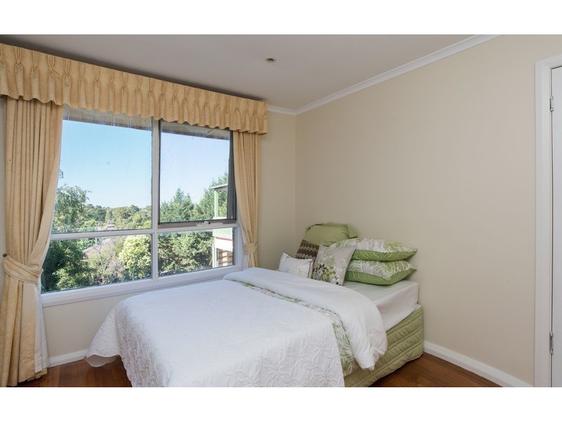 12 Delville Street, Mooroolbark VIC 3138