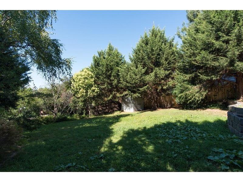 12 Delville Street, Mooroolbark VIC 3138