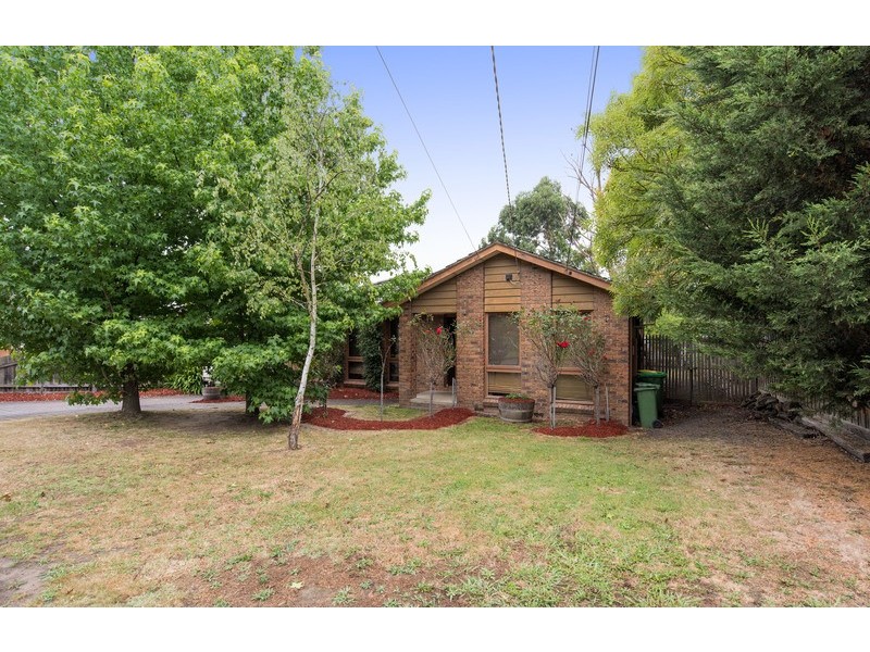 12 Coolaroo Court, Mooroolbark VIC 3138