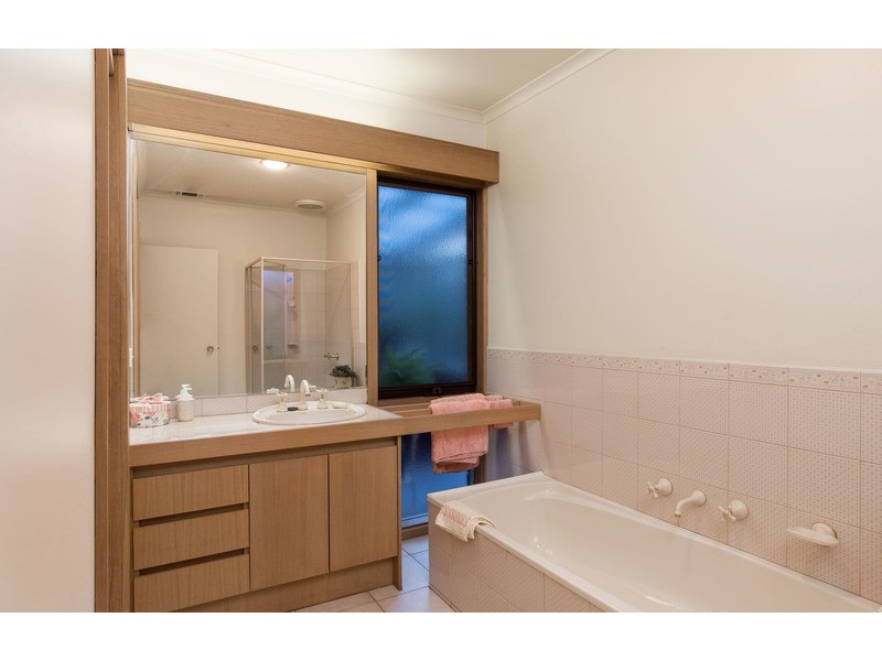 8 Pisces Court, Lilydale VIC 3140