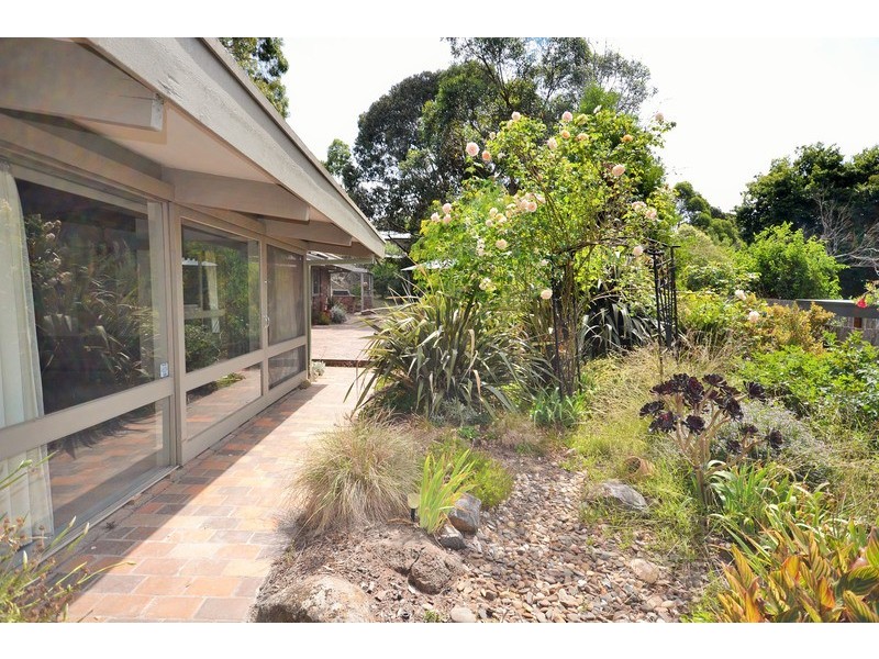 3 Ross Road, Croydon VIC 3136