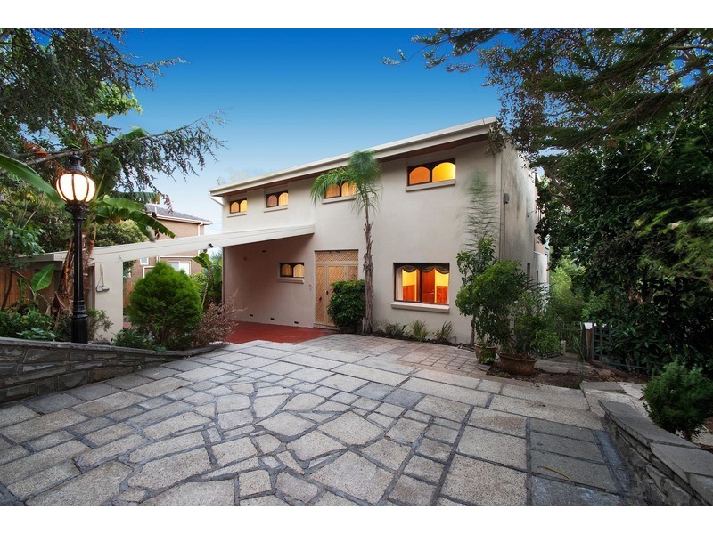 28 Struan Avenue, Mooroolbark VIC 3138