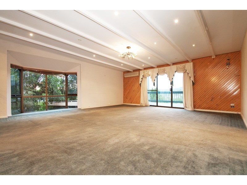 28 Struan Avenue, Mooroolbark VIC 3138