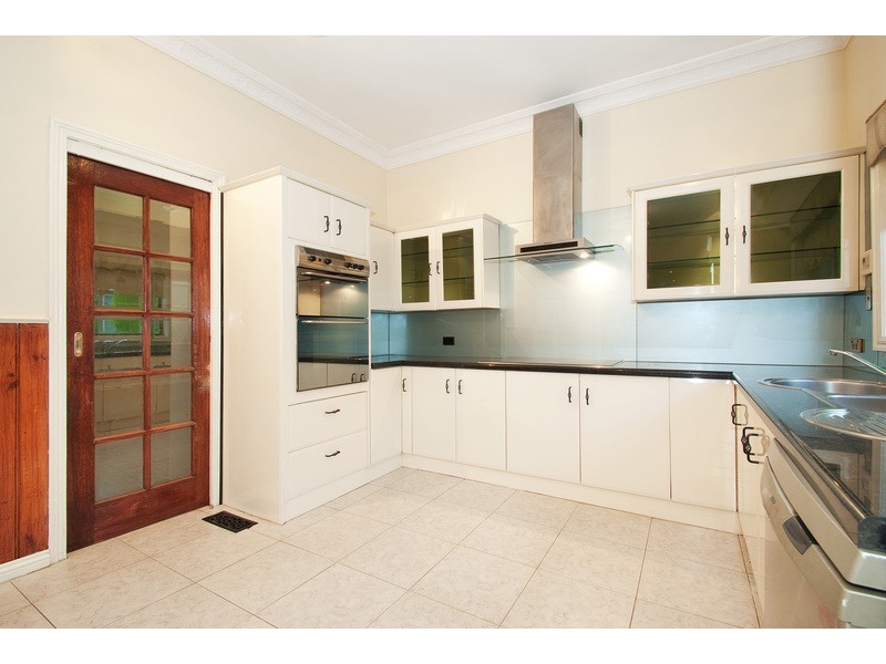 28 Struan Avenue, Mooroolbark VIC 3138