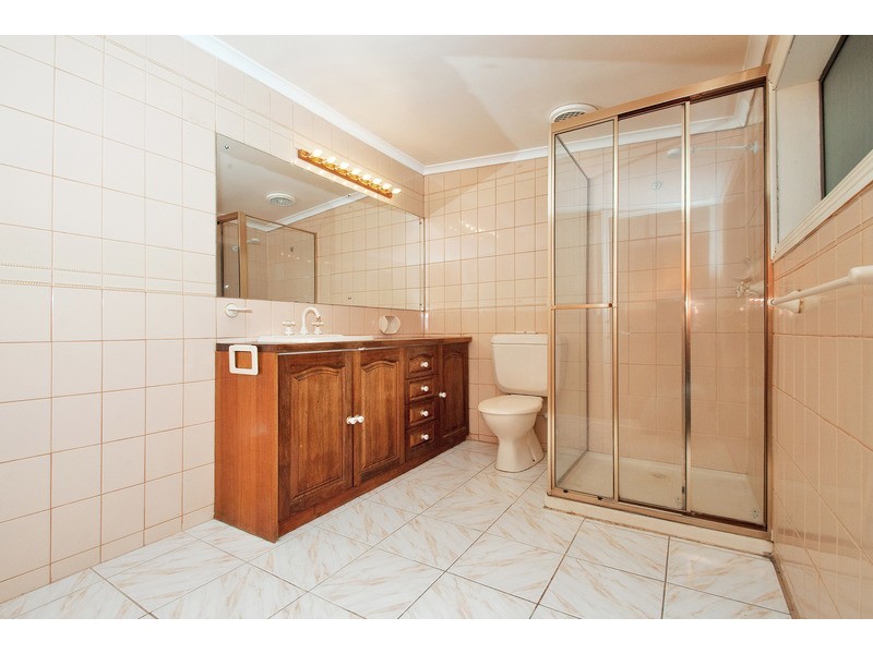 28 Struan Avenue, Mooroolbark VIC 3138