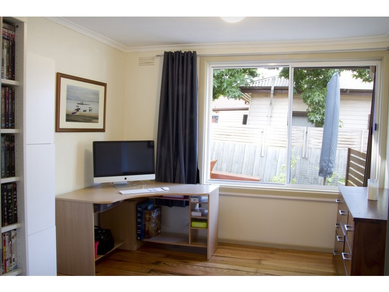 2/11-13 Ramsay Street, Bayswater North VIC 3153