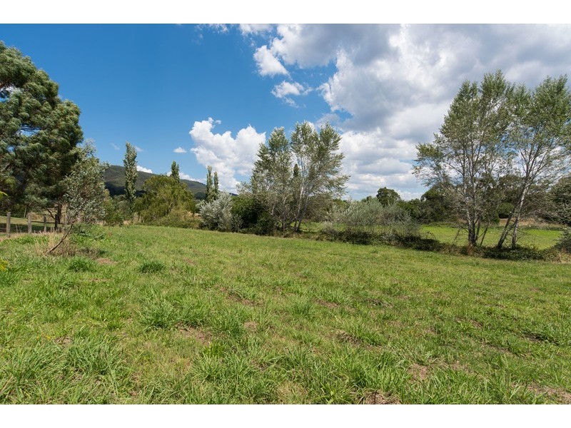 49 Badger Avenue, Badger Creek VIC 3777