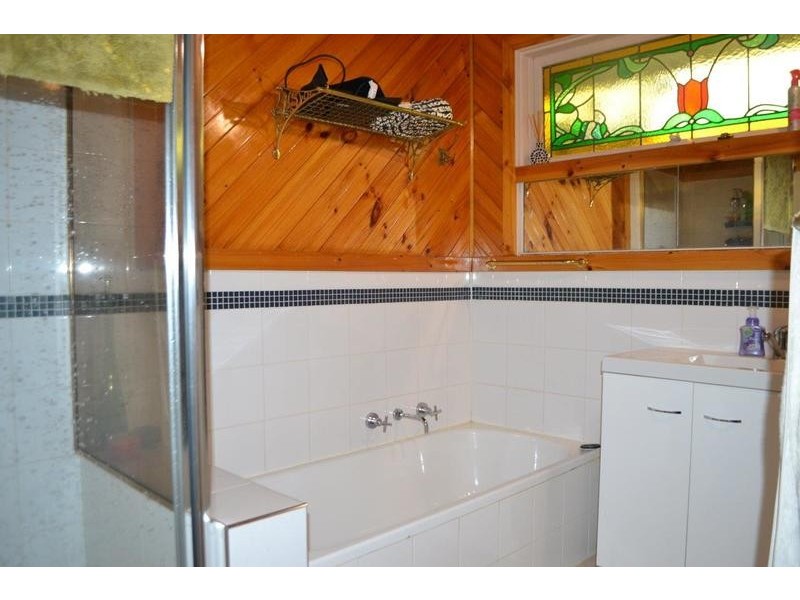 84 Swansea Road, Montrose VIC 3765