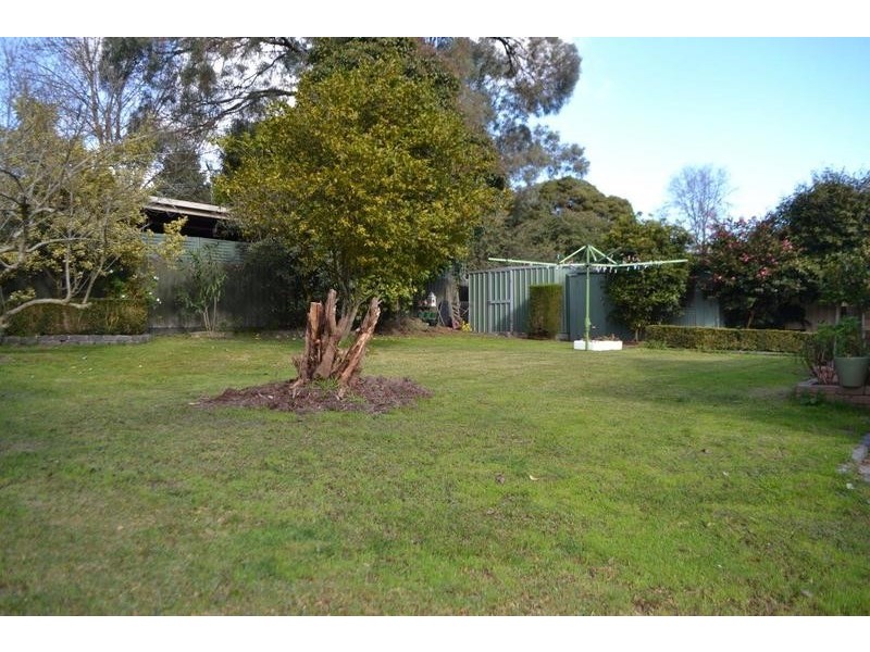 84 Swansea Road, Montrose VIC 3765