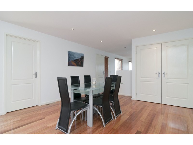 1 St Andrews Drive, Chirnside Park VIC 3116