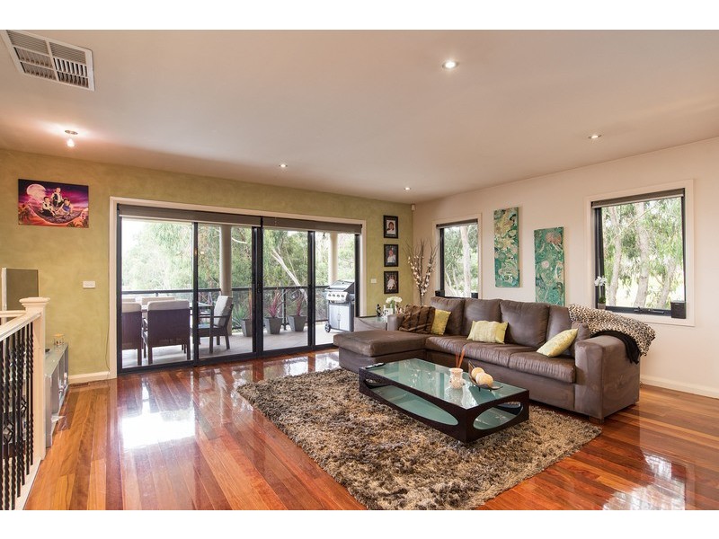 22 Neryl Court, Mooroolbark VIC 3138