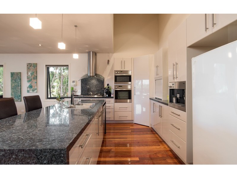 22 Neryl Court, Mooroolbark VIC 3138