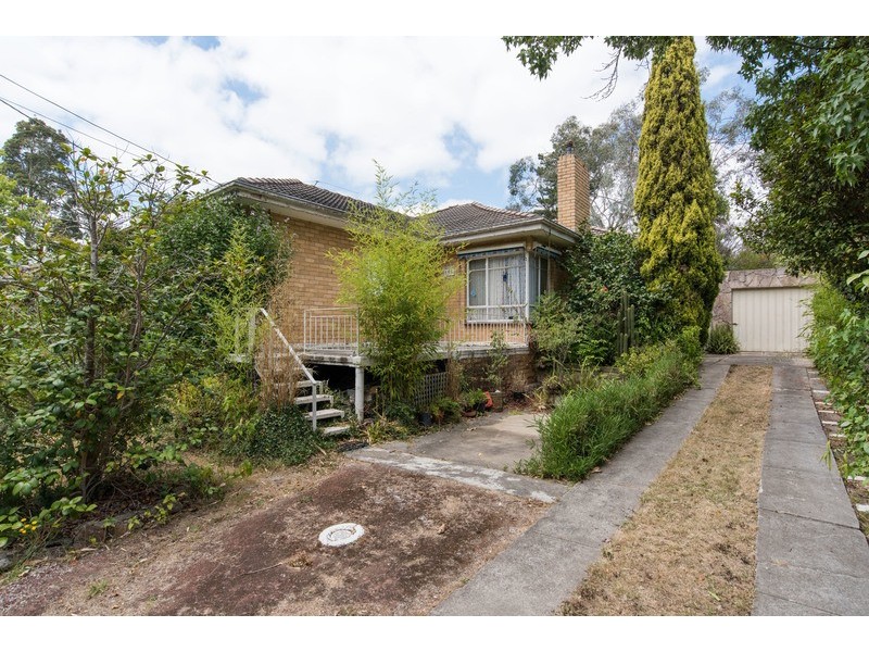 156 Lincoln Road, Croydon VIC 3136