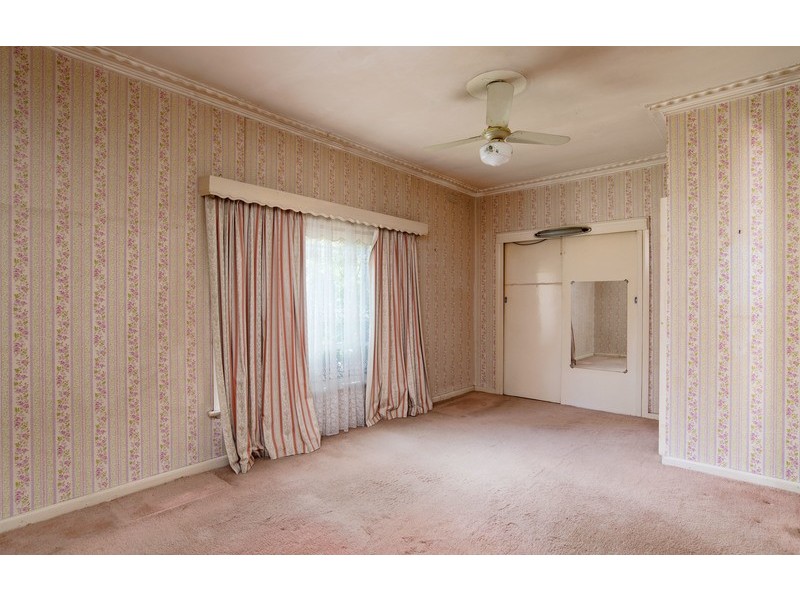 156 Lincoln Road, Croydon VIC 3136