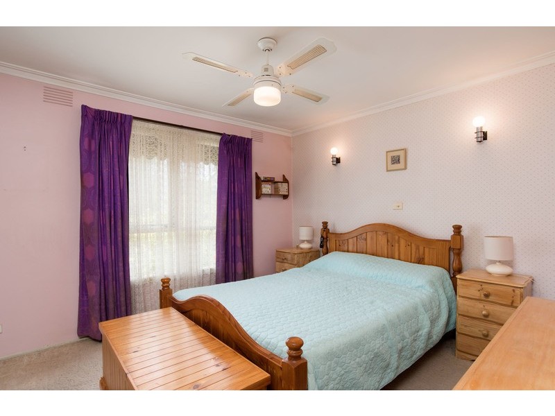 32 Erskine Ridge, Mooroolbark VIC 3138