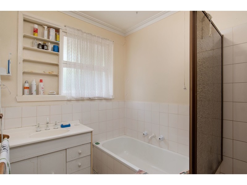 32 Erskine Ridge, Mooroolbark VIC 3138