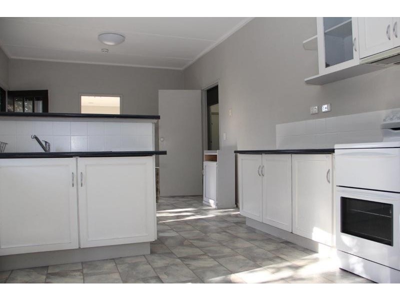 10 Acorn Grove, Mooroolbark VIC 3138