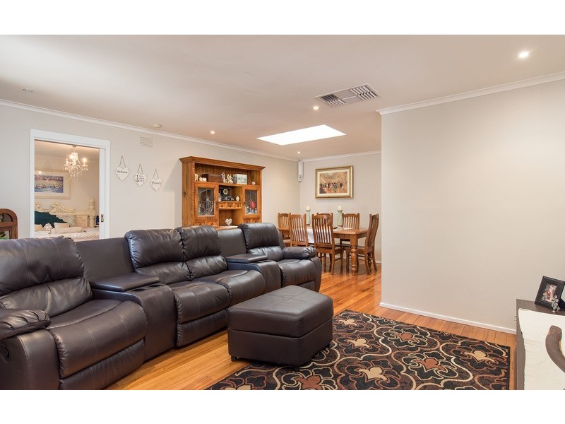 19 Sarah Court, Montrose VIC 3765