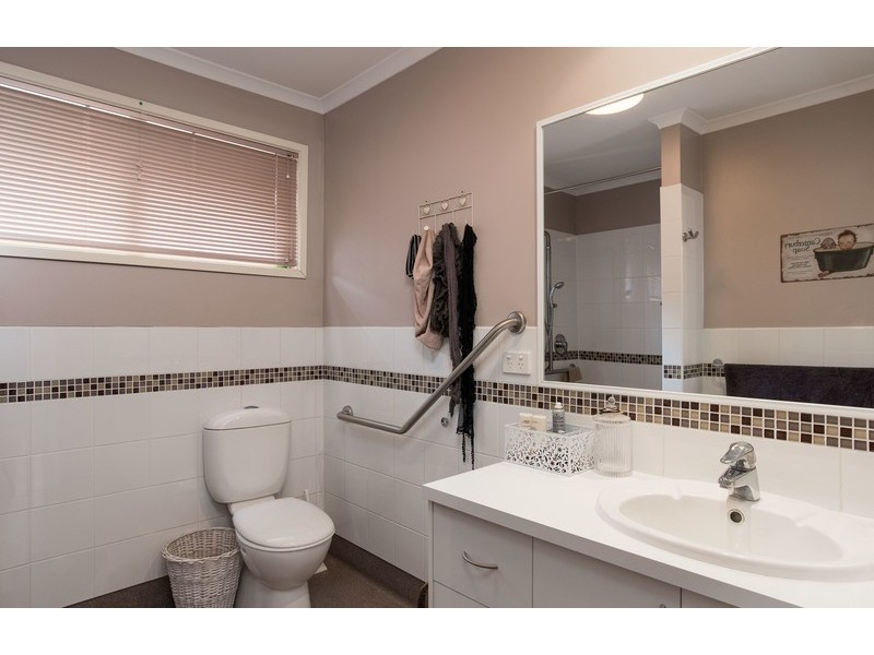 19 Sarah Court, Montrose VIC 3765