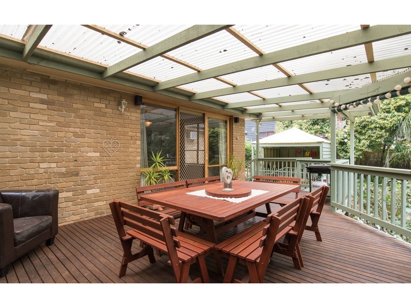 19 Sarah Court, Montrose VIC 3765