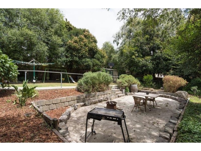 19 Sarah Court, Montrose VIC 3765