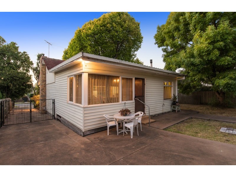 52 Tamworth Road, Kilsyth VIC 3137