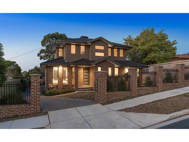 1/7 El Centro, Chirnside Park VIC 3116